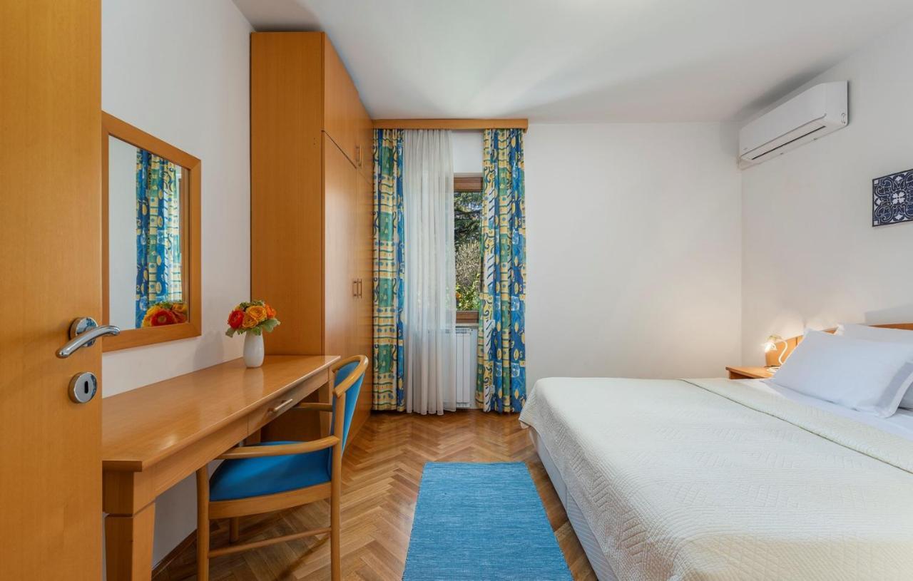 Apartment Complex Silvana Poreč Extérieur photo