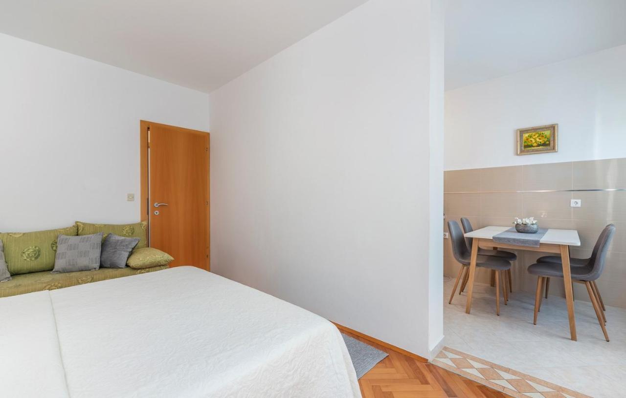 Apartment Complex Silvana Poreč Extérieur photo